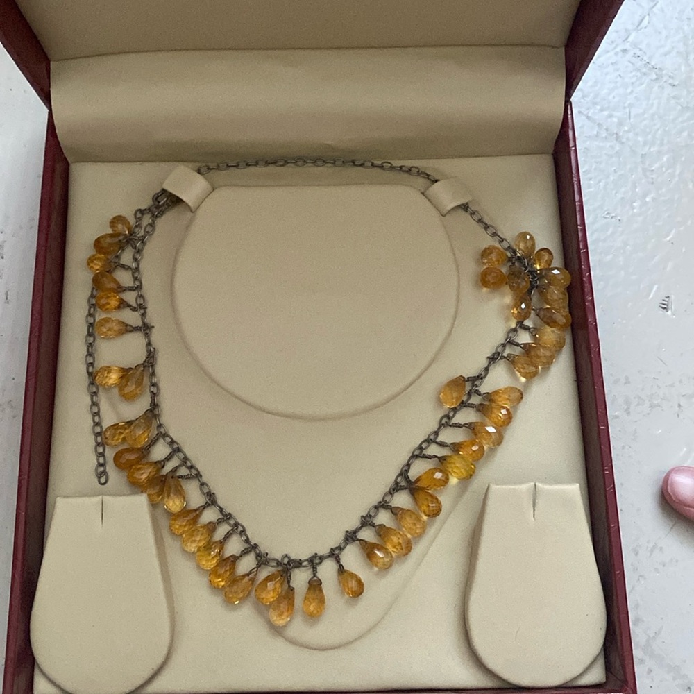 Elegant Necklace with Red Crocodile Pattern Box